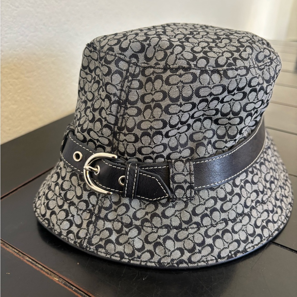 Coach Bucket Hat - Picture 6 of 6